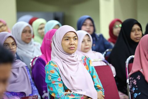𝐂𝐄𝐑𝐀𝐌𝐀𝐇 𝐀𝐖𝐀𝐋 𝐌𝐔𝐇𝐀𝐑𝐀𝐌 - "Hijrah Mind...