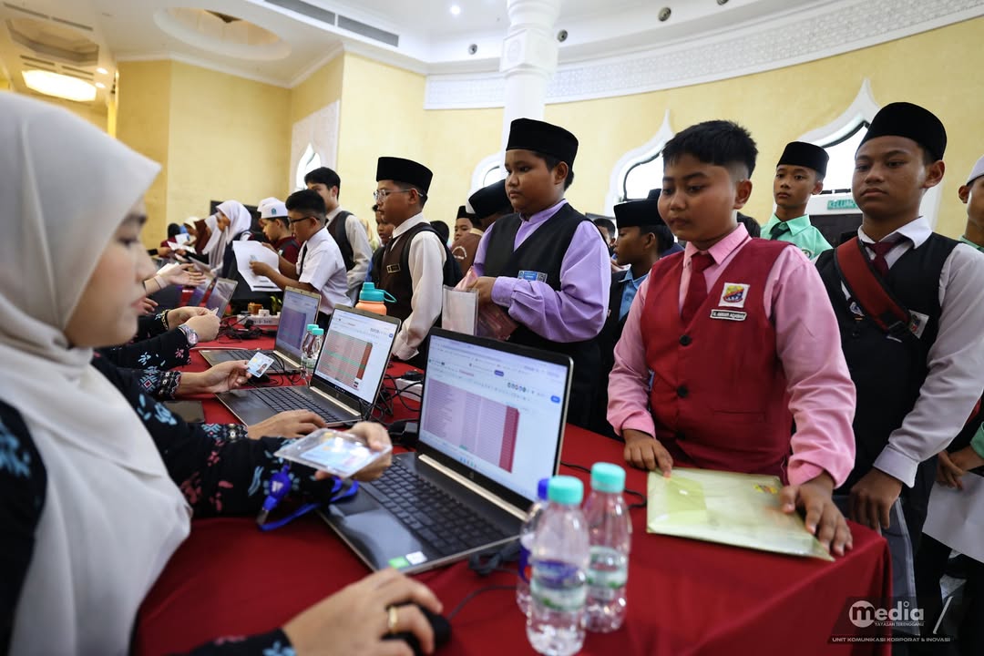 𝟱,𝟭𝟲𝟭 𝗣𝗘𝗥𝗠𝗢𝗛𝗢𝗡𝗔𝗡 𝗗𝗜𝗧𝗘𝗥𝗜𝗠𝗔 𝗕𝗔𝗚𝗜 𝗞𝗘𝗠𝗔𝗦𝗨𝗞𝗔𝗡 𝗞𝗘 𝗦𝗘𝗞𝗢𝗟𝗔𝗛 𝗠𝗘𝗡𝗘𝗡𝗚𝗔𝗛 𝗜𝗠𝗧𝗜𝗔𝗭 𝗬𝗔𝗬𝗔𝗦𝗔𝗡 𝗧𝗘𝗥𝗘... - gambar 9